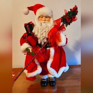 Large Santa Bearing Gifts Figurine
